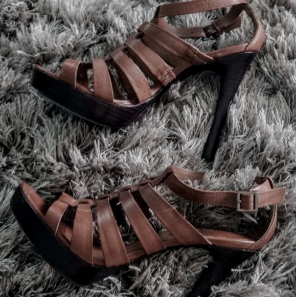 GORGEOUS & UNWORN ***SOLD*** - Picture 3 of 8